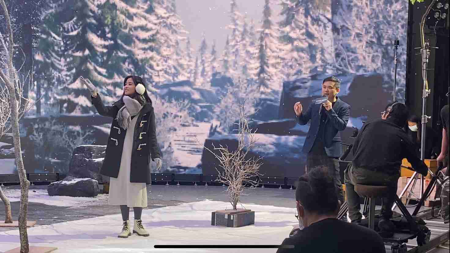 财神娱乐以ALED先进显屏技术，，，，与金马奖视觉特效团队“再现影像”携手合作打造LED虚拟摄影棚，，，，提供沉浸式表演体验，，，并精简拍摄成本与时间